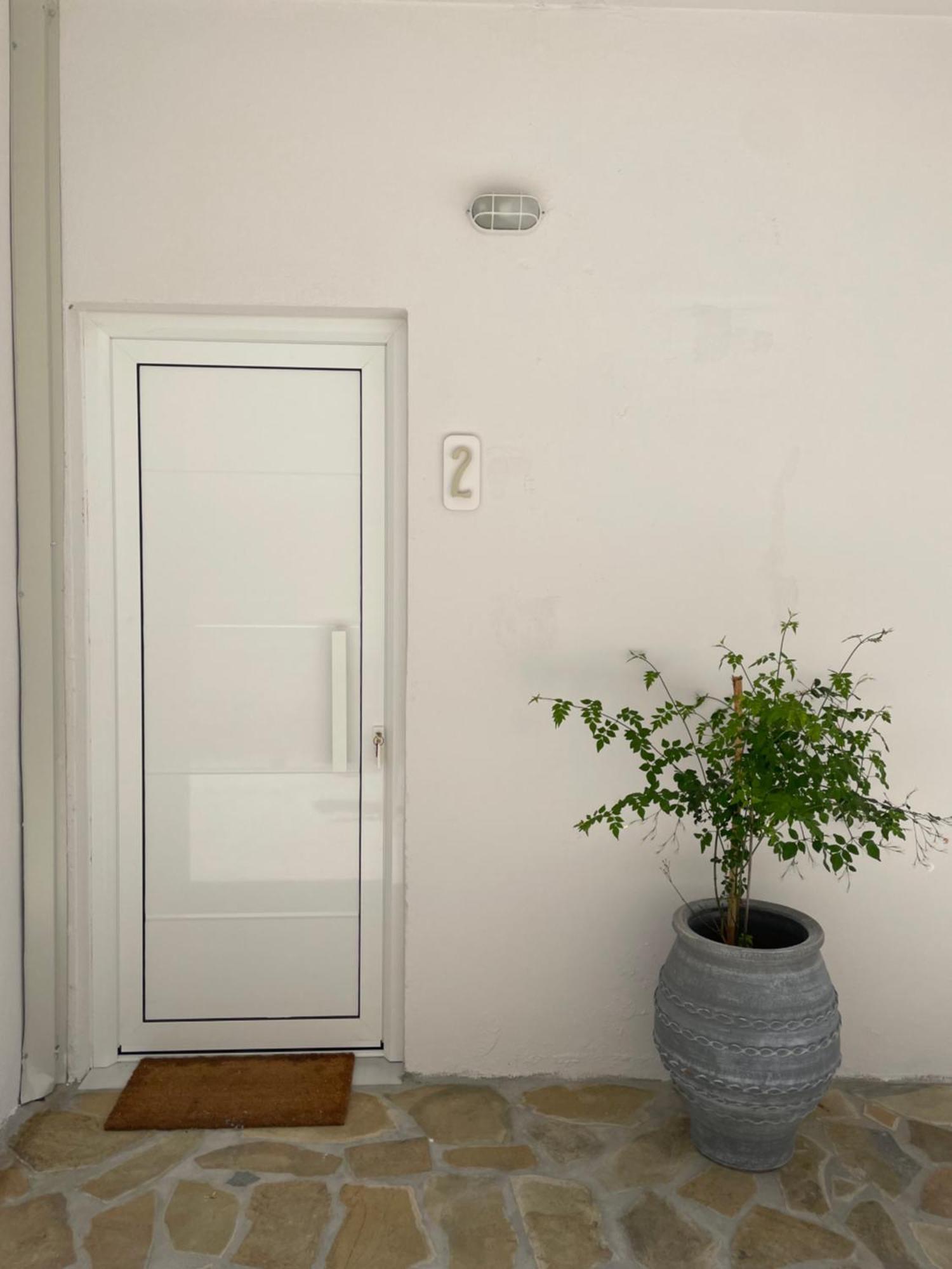 Ayeras 2 Apartment Pitsidia Bagian luar foto